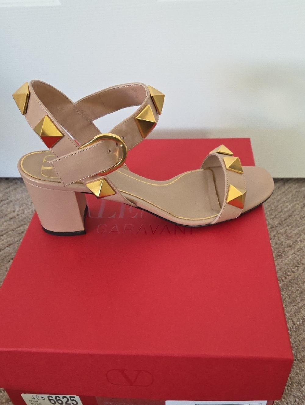 Valentino 60mm Roman Stud Sandal Rose - Picture 4 of 7